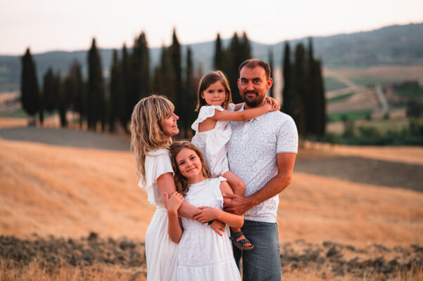 Sunshine and Smiles: Treasured Moments from our Tuscan Family Shoot